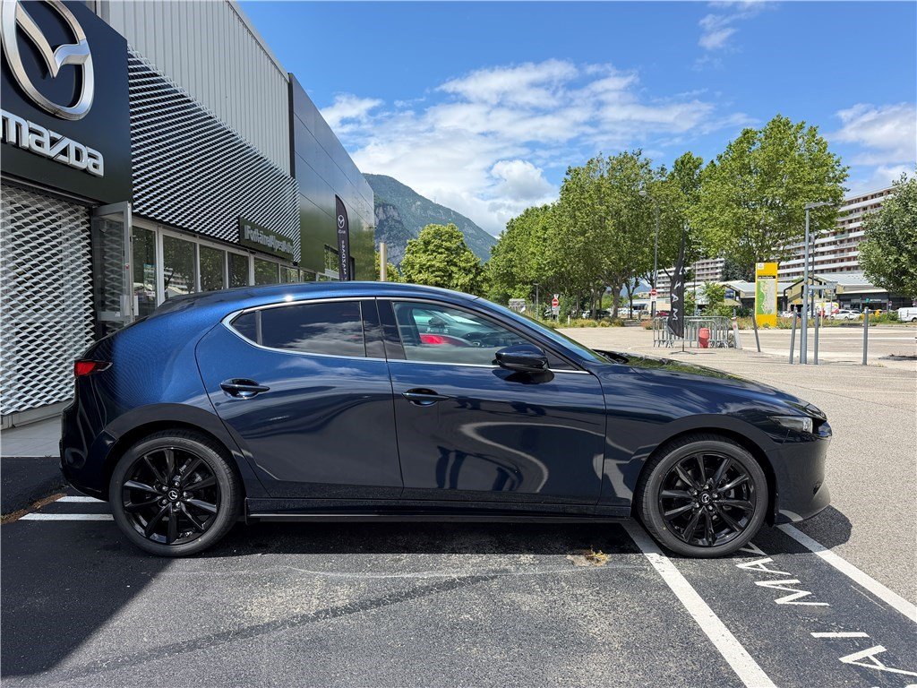 Mazda 3 - Photo 4