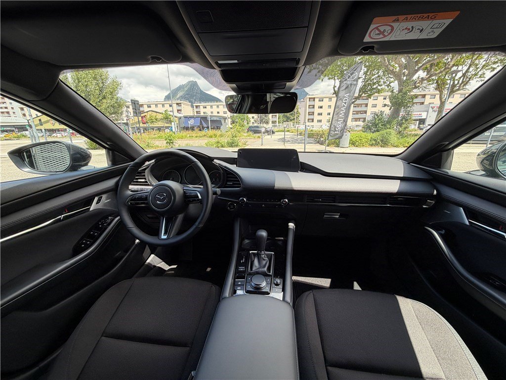 Mazda 3 - Photo 9