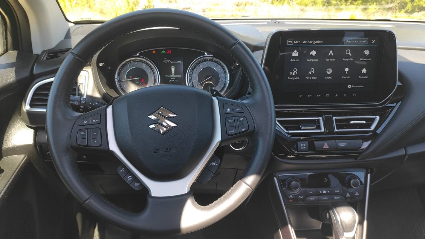 Suzuki s-cross - Photo 22