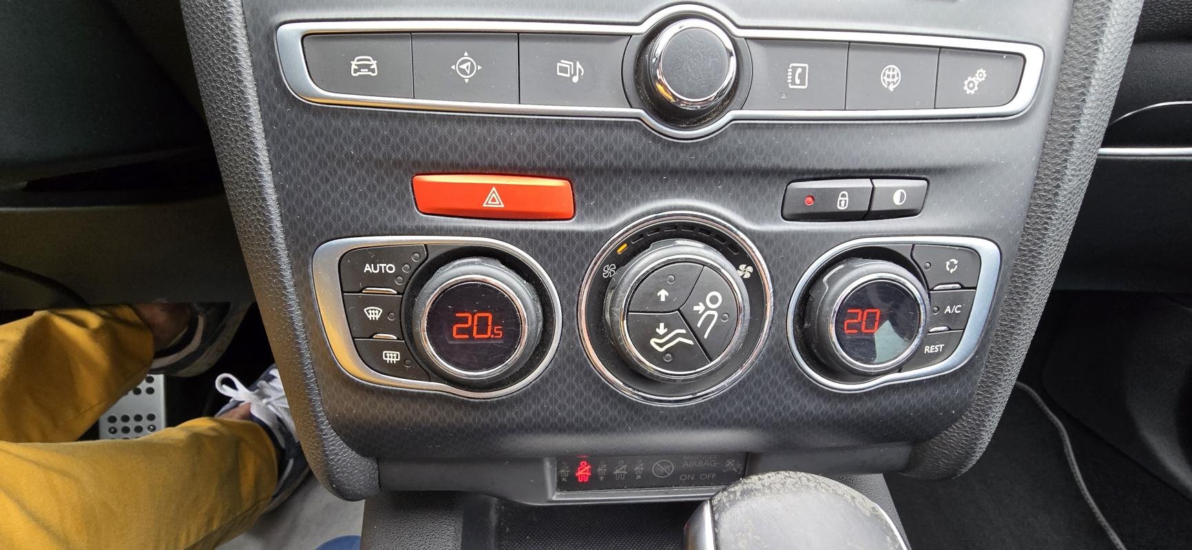 DS DS 4 Crossback - Photo 14
