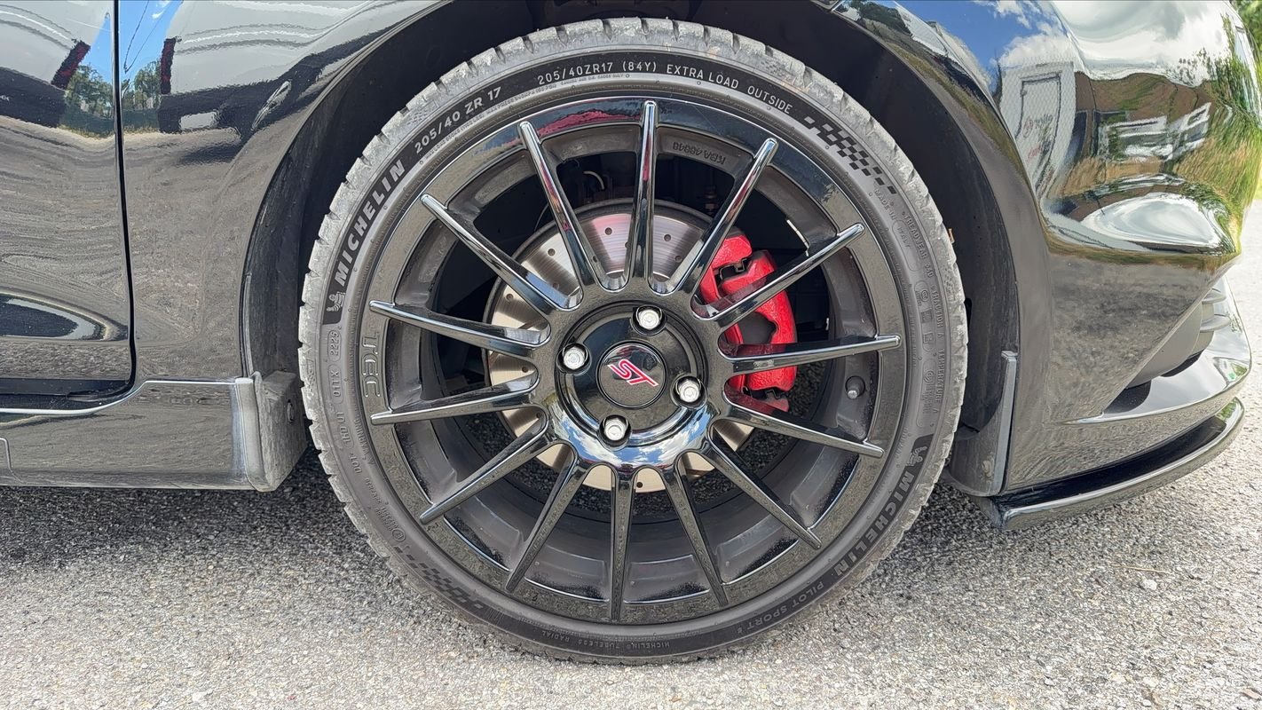 Ford Fiesta - Photo 17