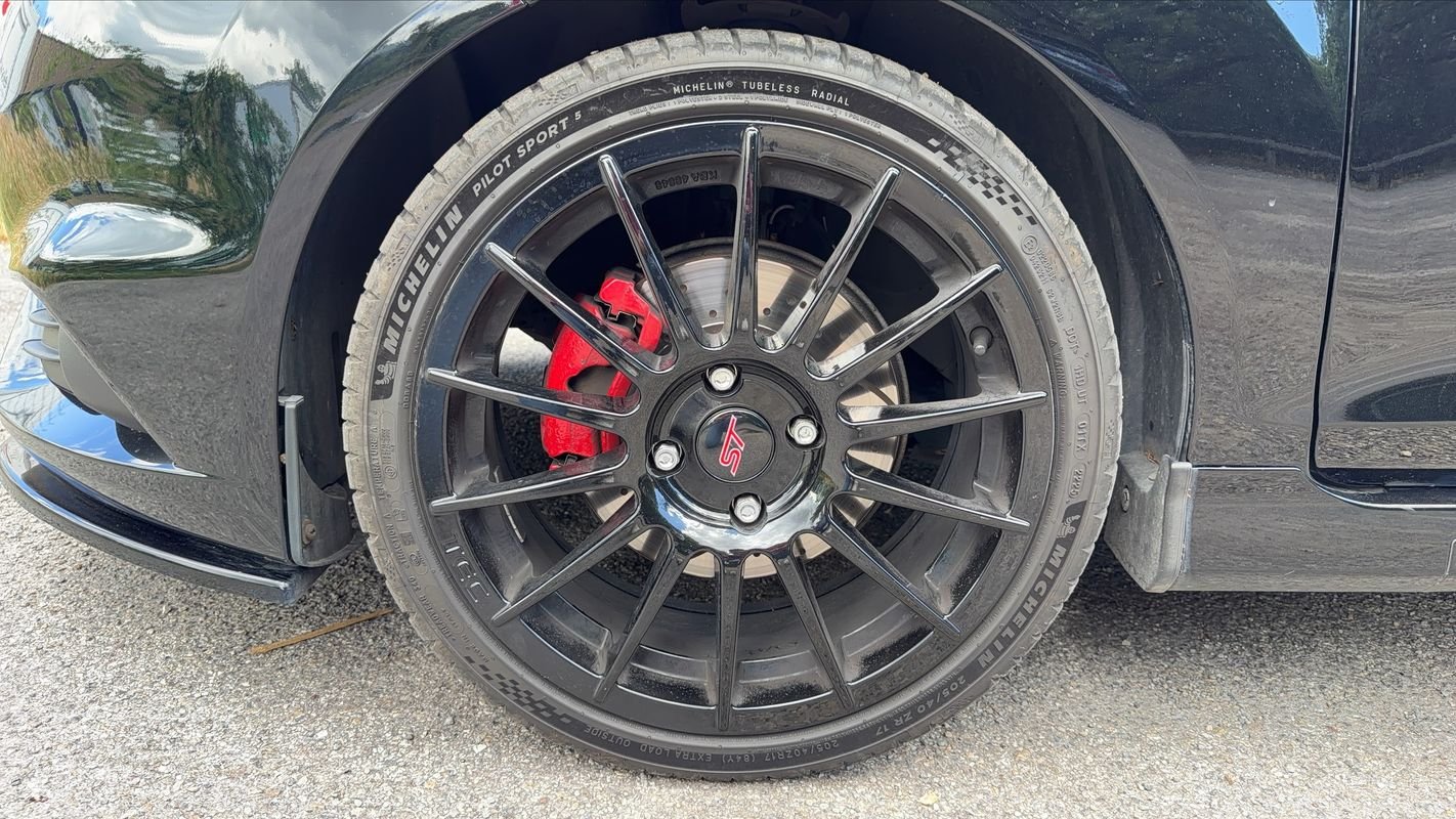 Ford Fiesta - Photo 18