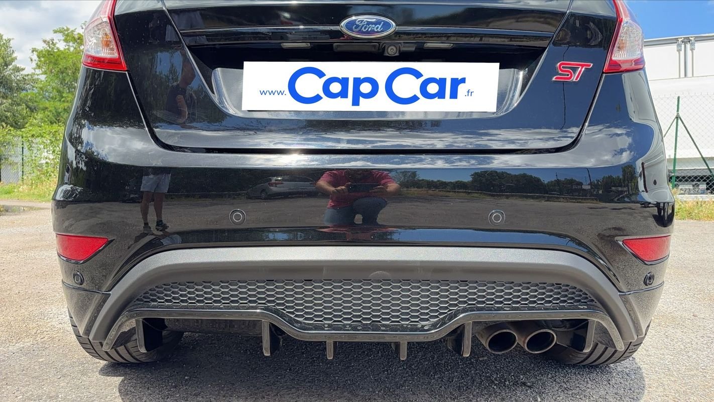 Ford Fiesta - Photo 21