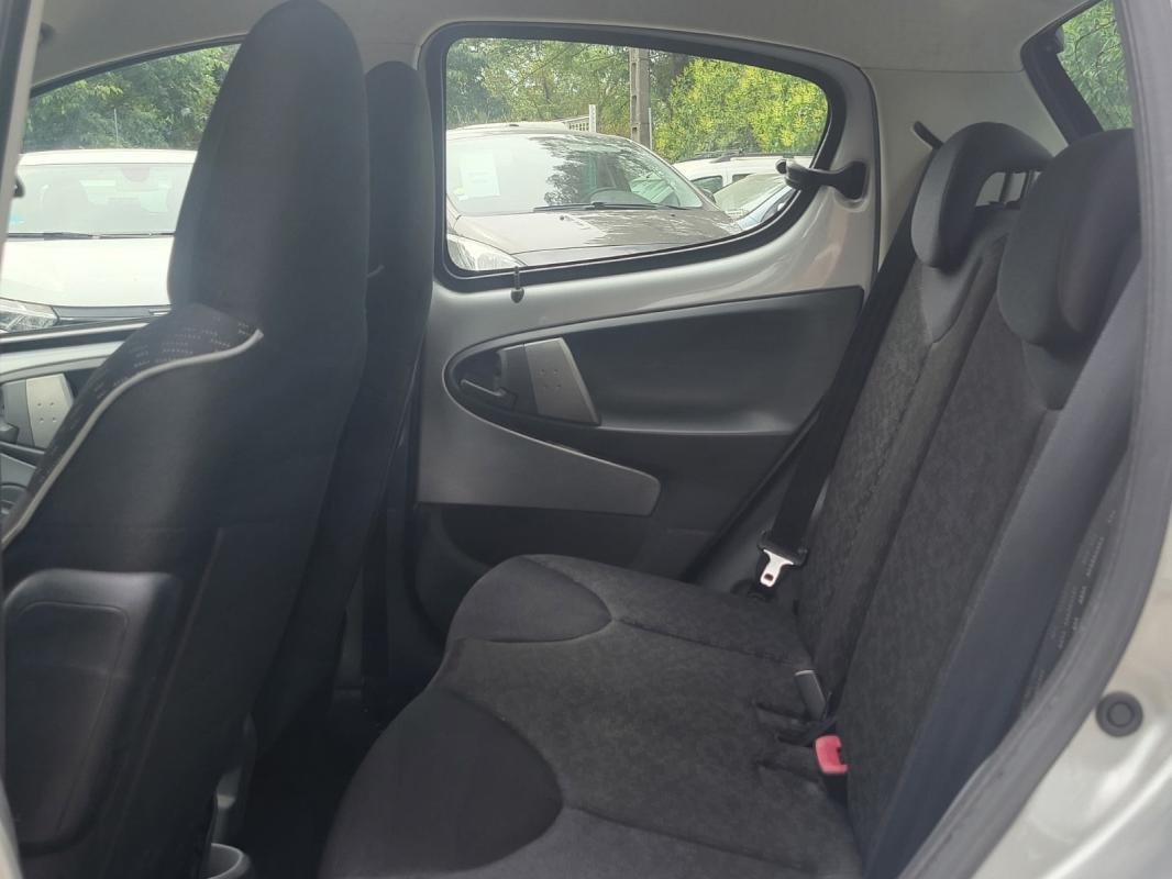 Peugeot 107 - Photo 8