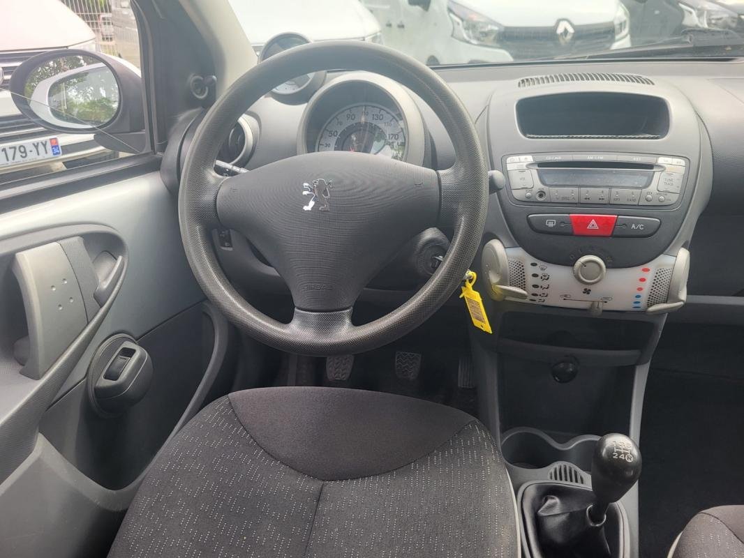 Peugeot 107 - Photo 9