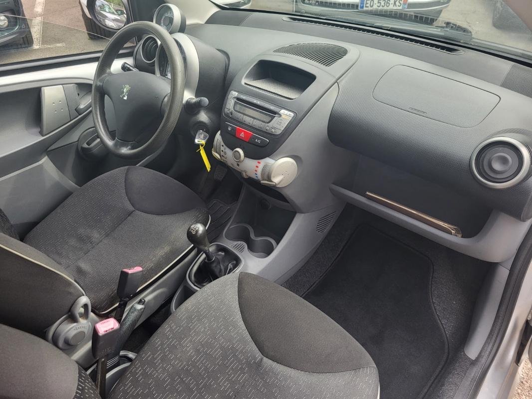 Peugeot 107 - Photo 10
