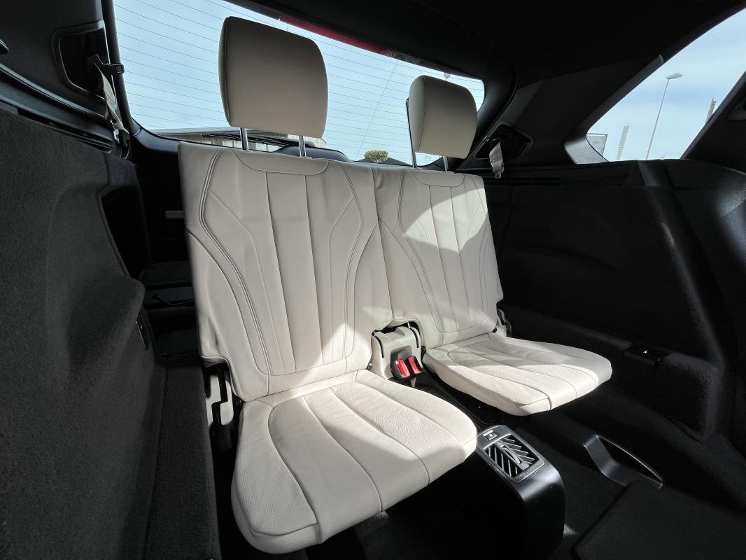 BMW X5 - Photo 13