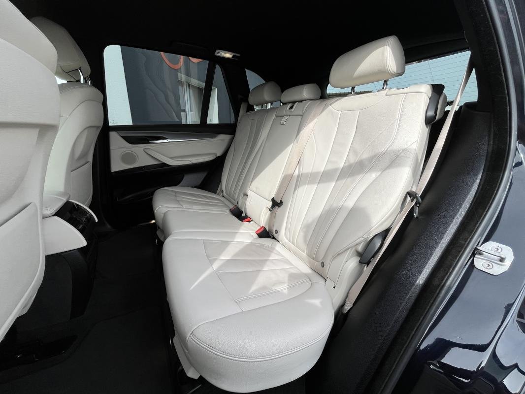 BMW X5 - Photo 10