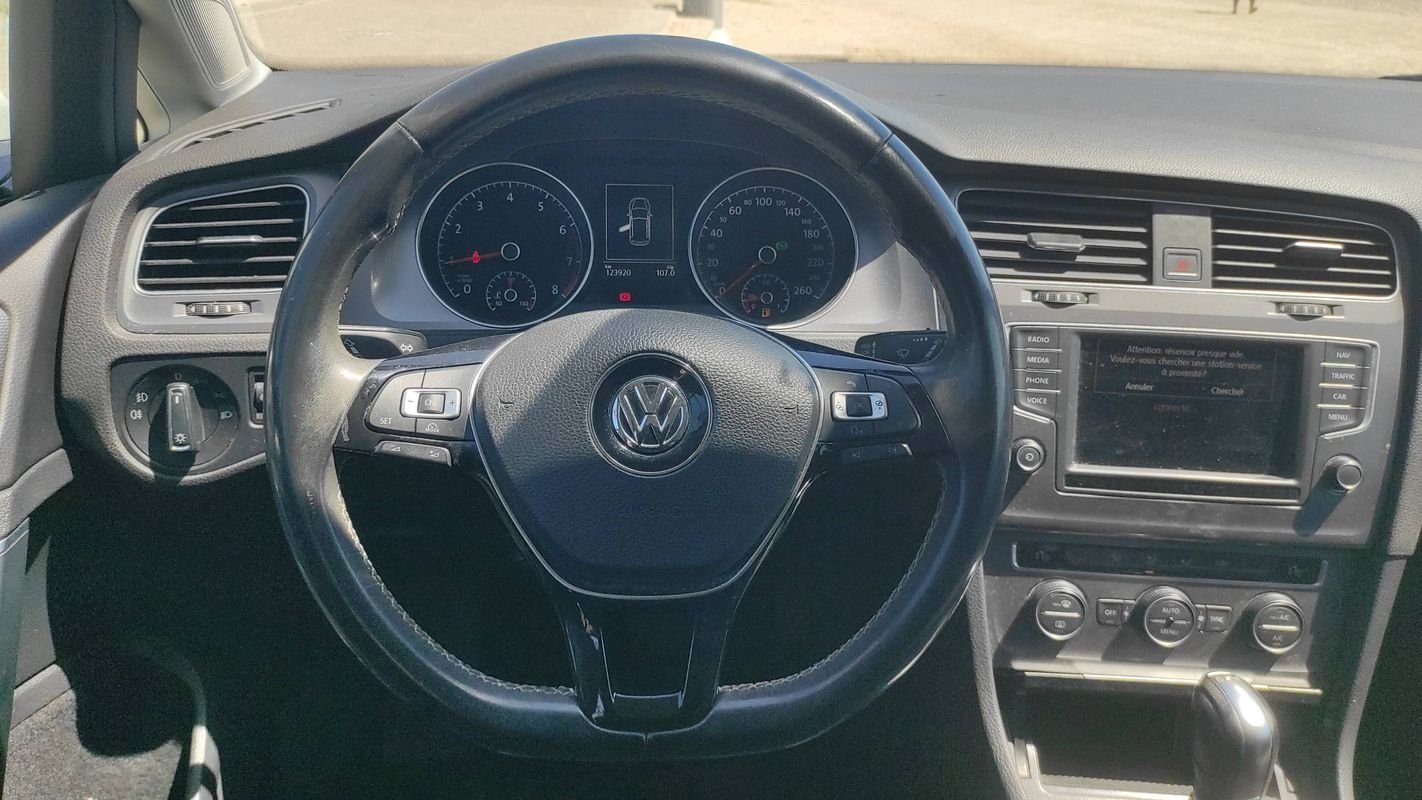 Volkswagen Golf - Photo 24