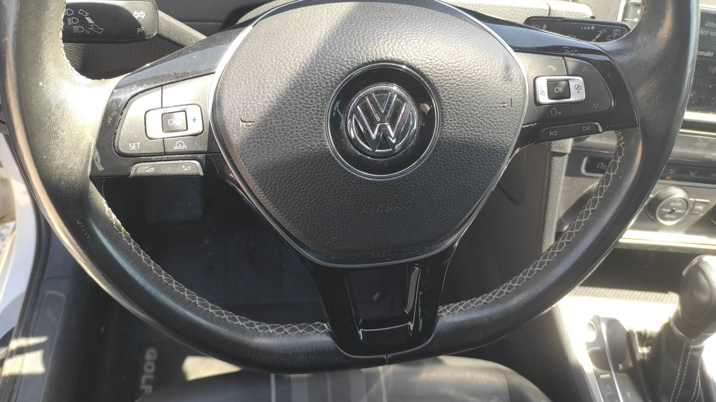 Volkswagen Golf - Photo 27