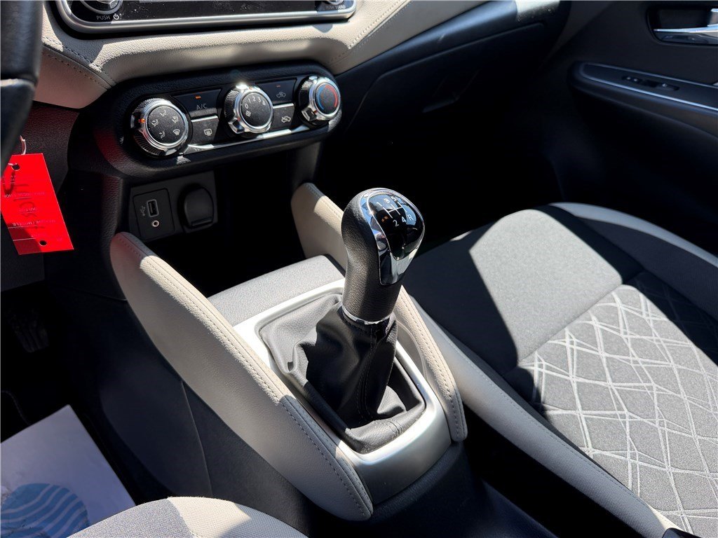 Nissan Micra - Photo 15