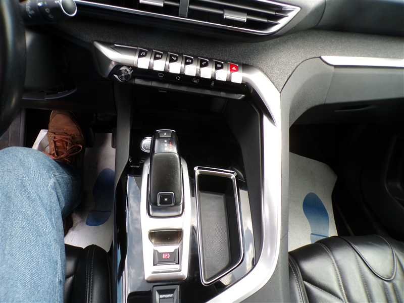 Peugeot 3008 - Photo 11