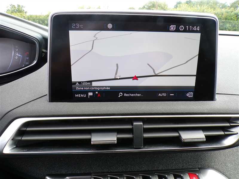 Peugeot 3008 - Photo 12