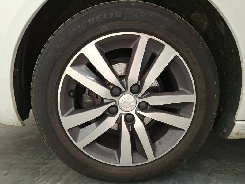 Peugeot 308 - Photo 12