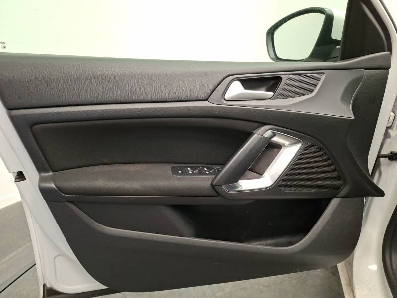 Peugeot 308 - Photo 15