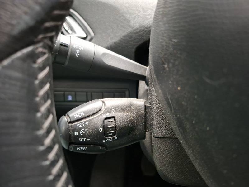 Peugeot 308 - Photo 18