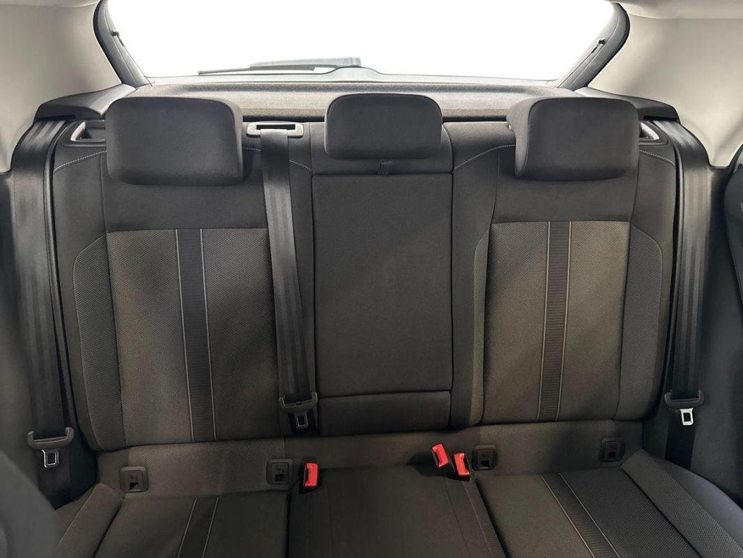 Volkswagen T-Roc - Photo 22