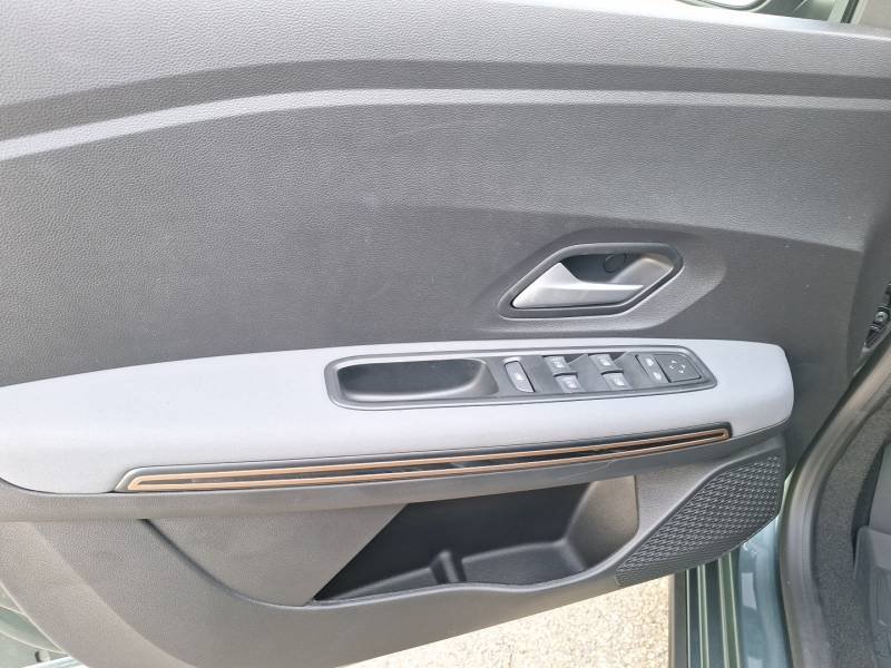 Dacia Sandero - Photo 24