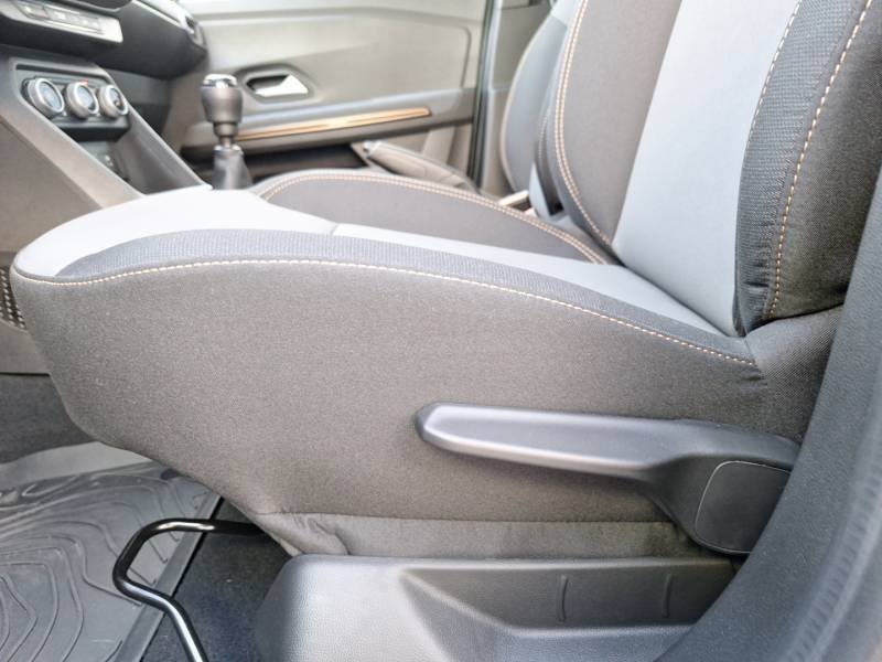 Dacia Sandero - Photo 25