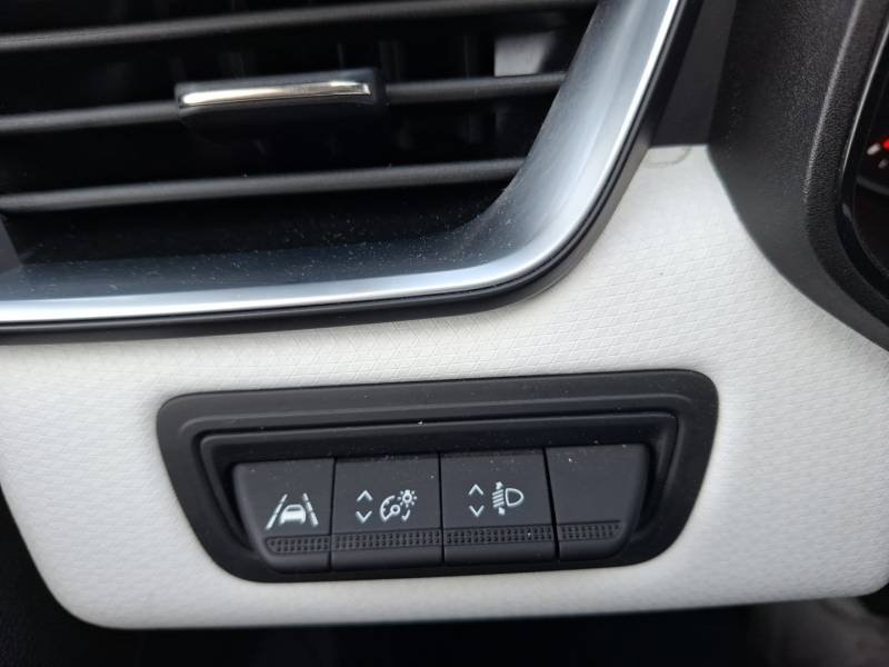 Renault Clio - Photo 24