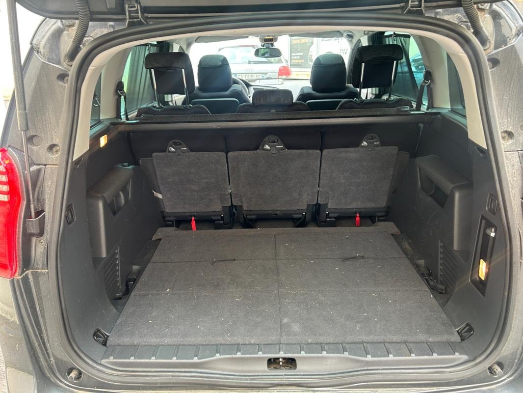 Peugeot 5008 - Photo 16