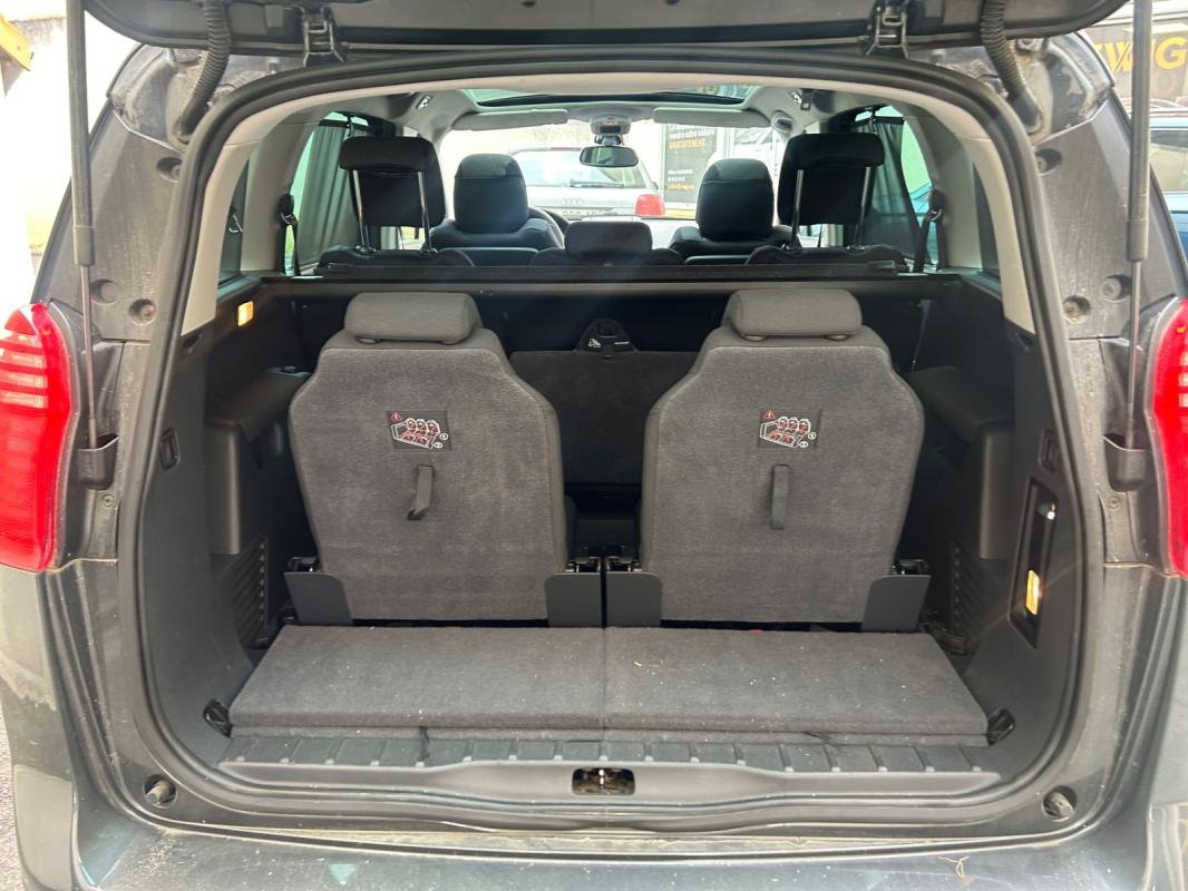 Peugeot 5008 - Photo 18