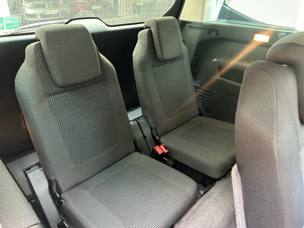 Peugeot 5008 - Photo 21