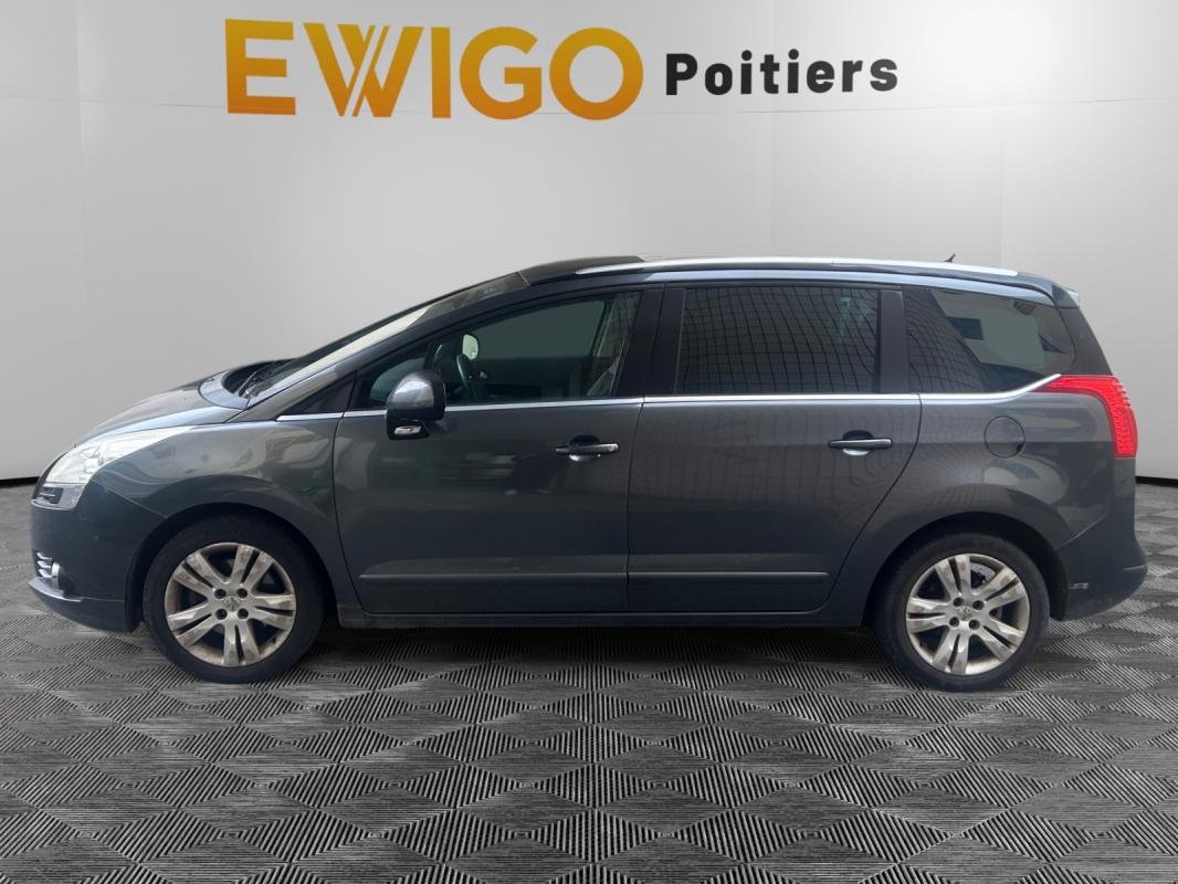 Peugeot 5008 - Photo 3