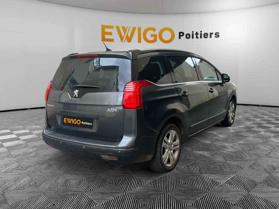 Peugeot 5008 - Photo 6