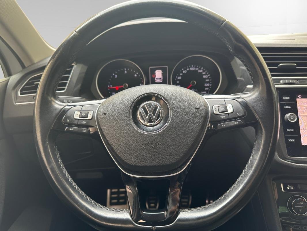 Volkswagen Tiguan - Photo 11