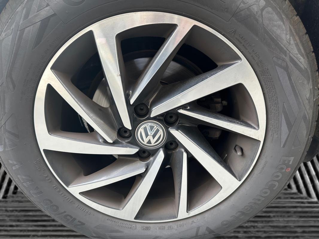 Volkswagen Tiguan - Photo 20