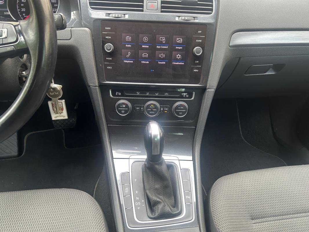 Volkswagen Golf - Photo 11