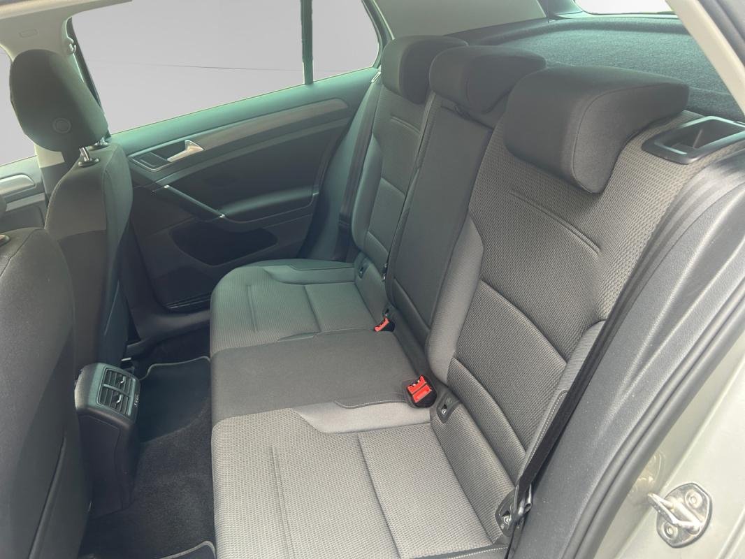 Volkswagen Golf - Photo 14