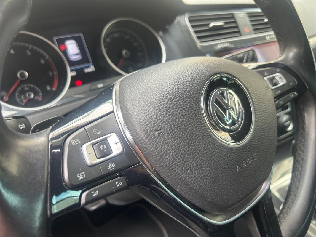Volkswagen Golf - Photo 21