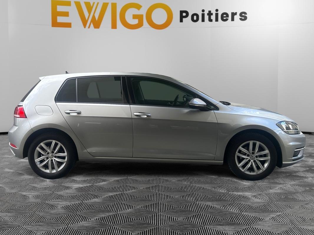 Volkswagen Golf - Photo 8
