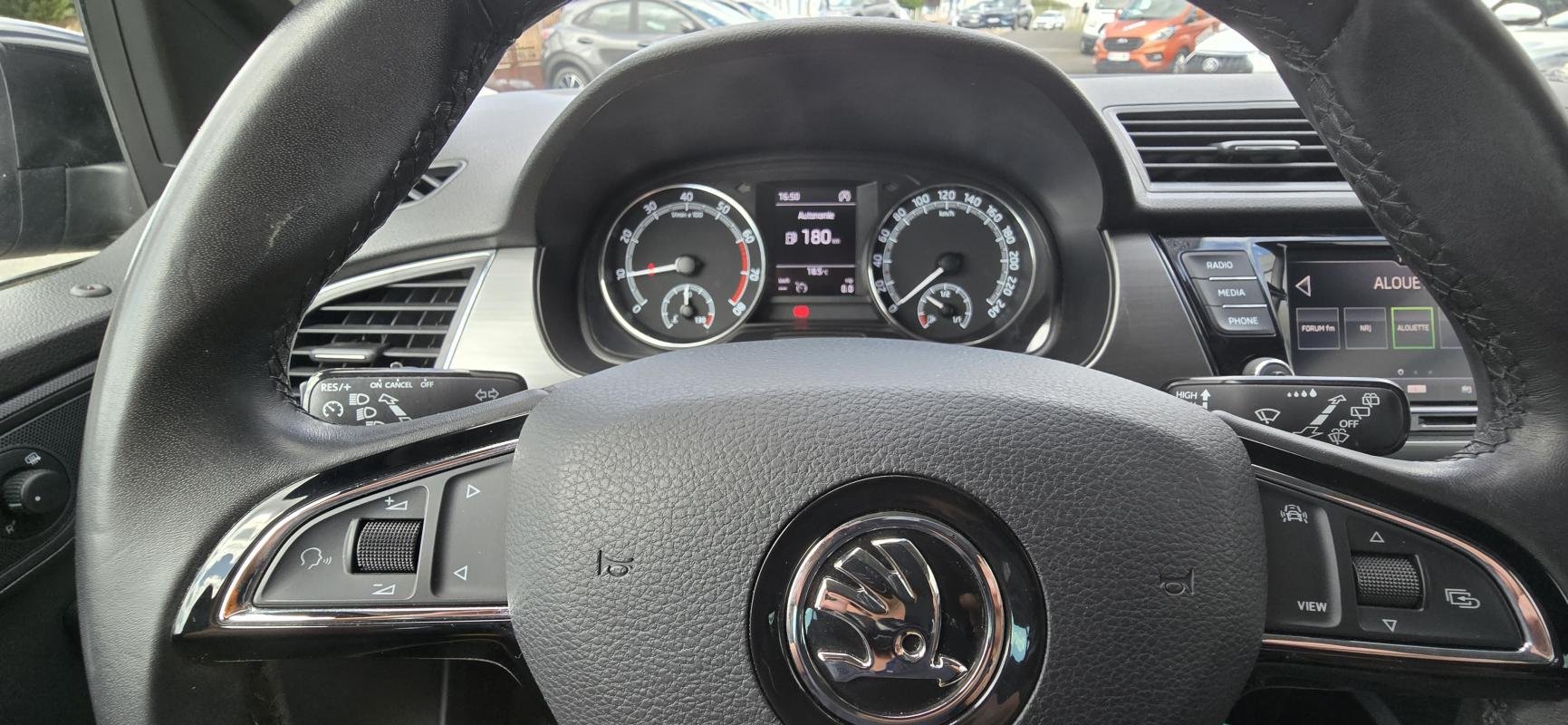 Skoda Fabia - Photo 9