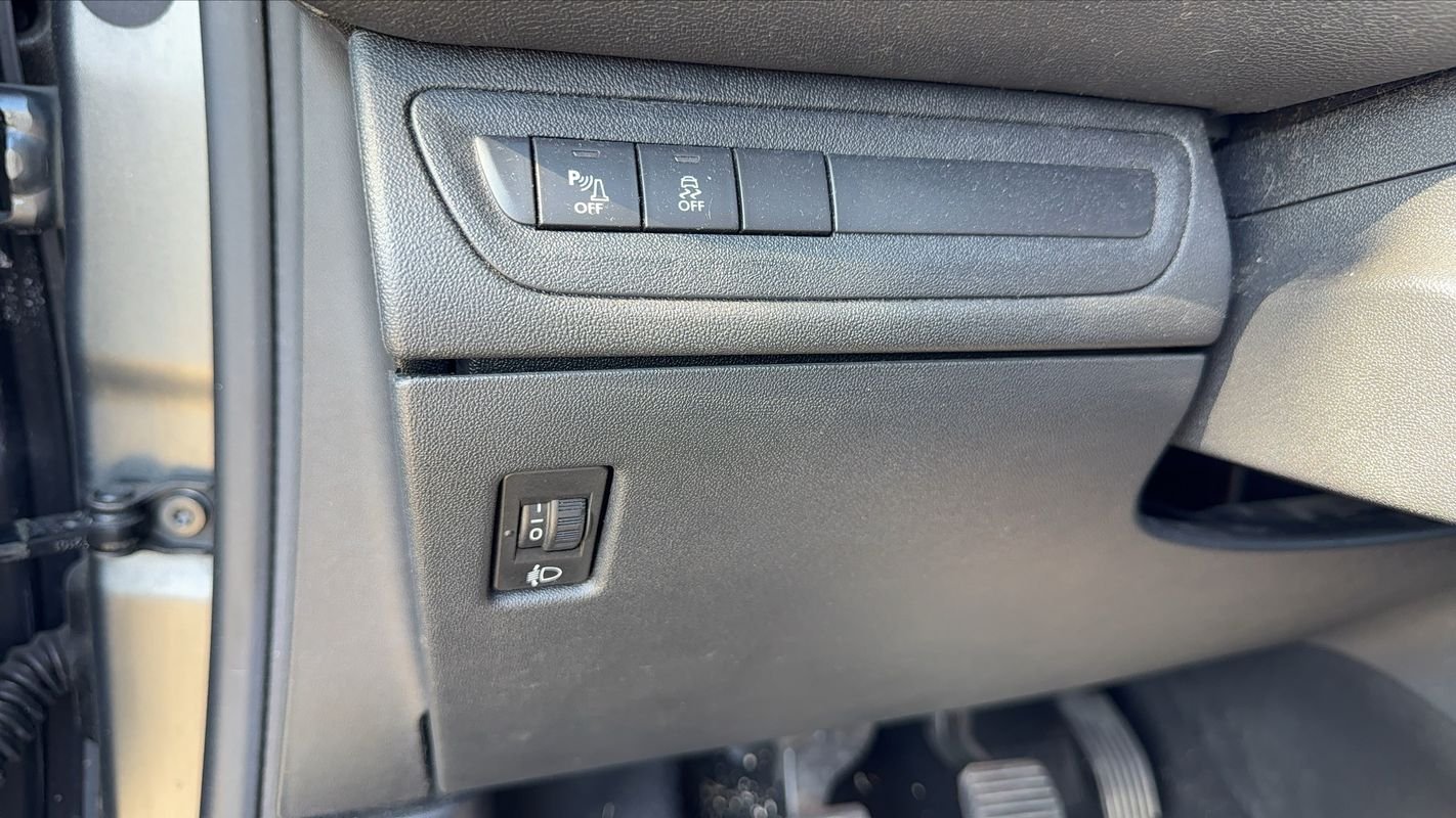 Peugeot 208 - Photo 29