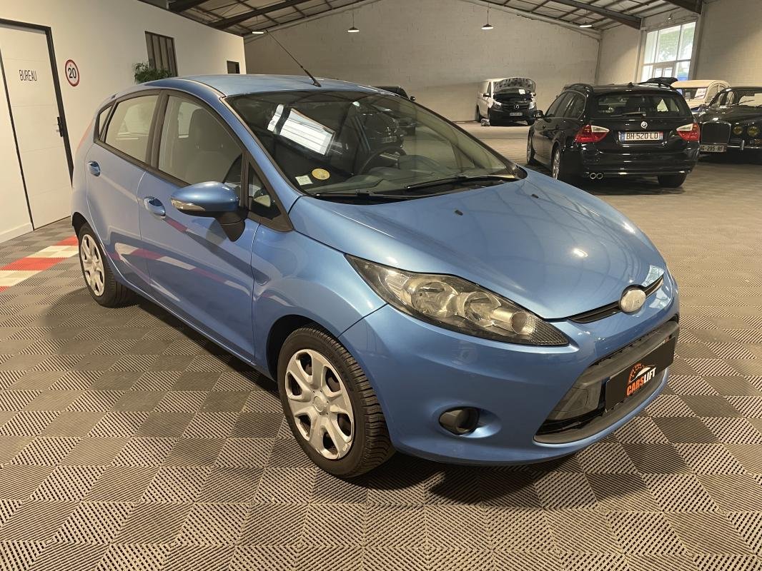 Ford Fiesta - Photo 3