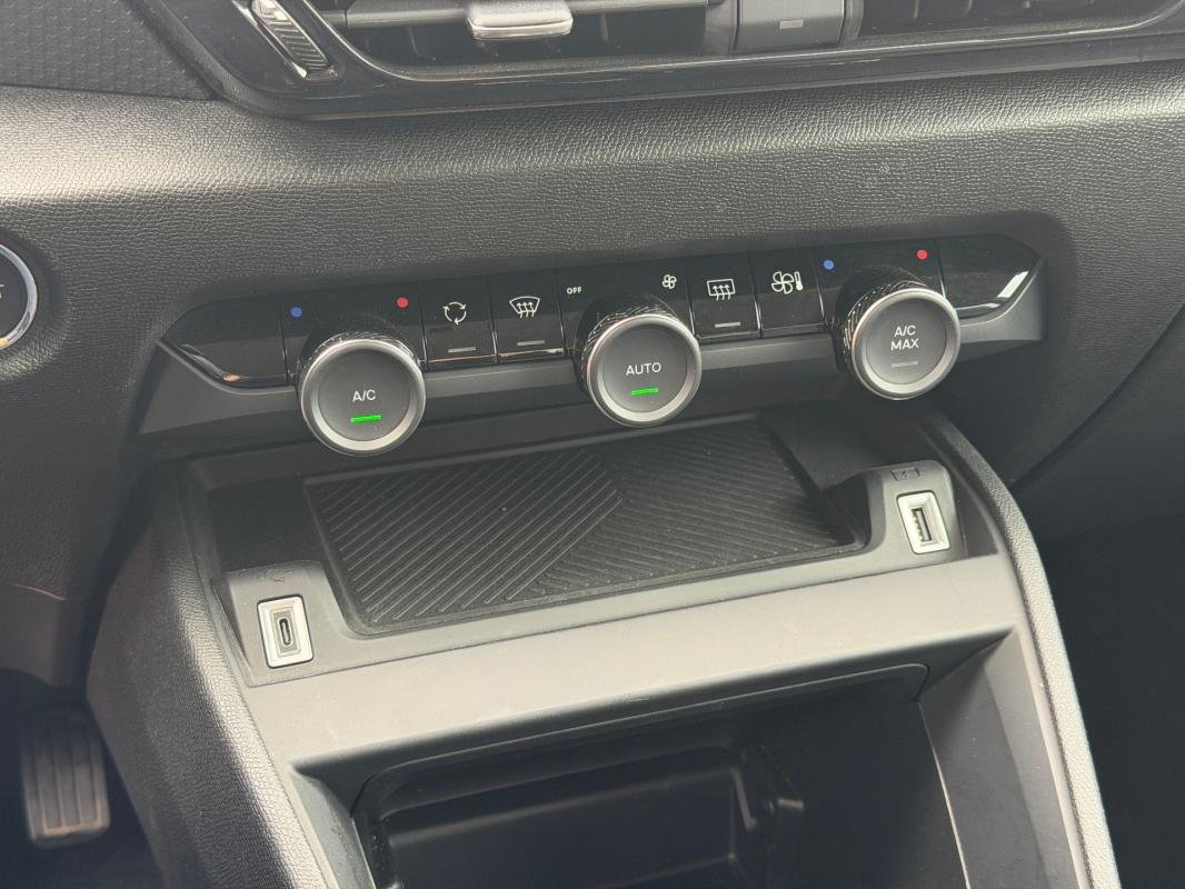 Citroën c4 x - Photo 17