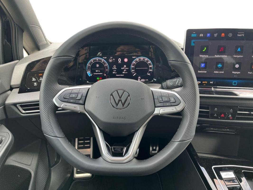 Volkswagen Golf - Photo 24