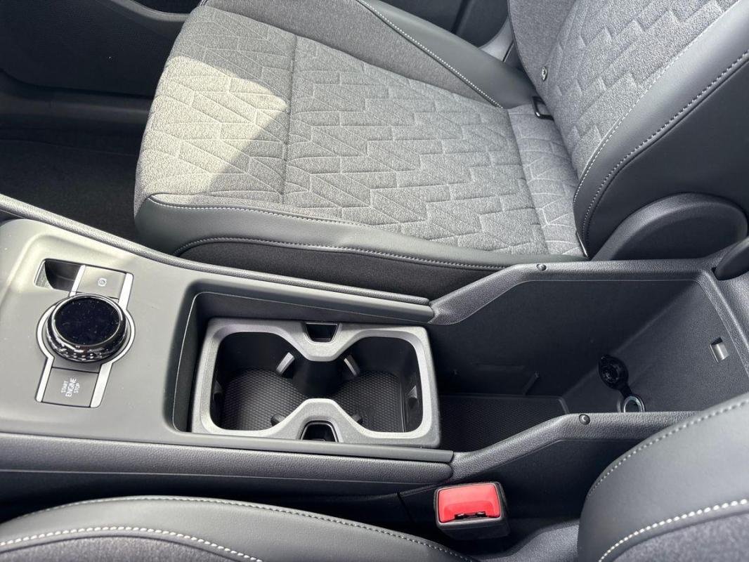 Volkswagen Tiguan - Photo 12