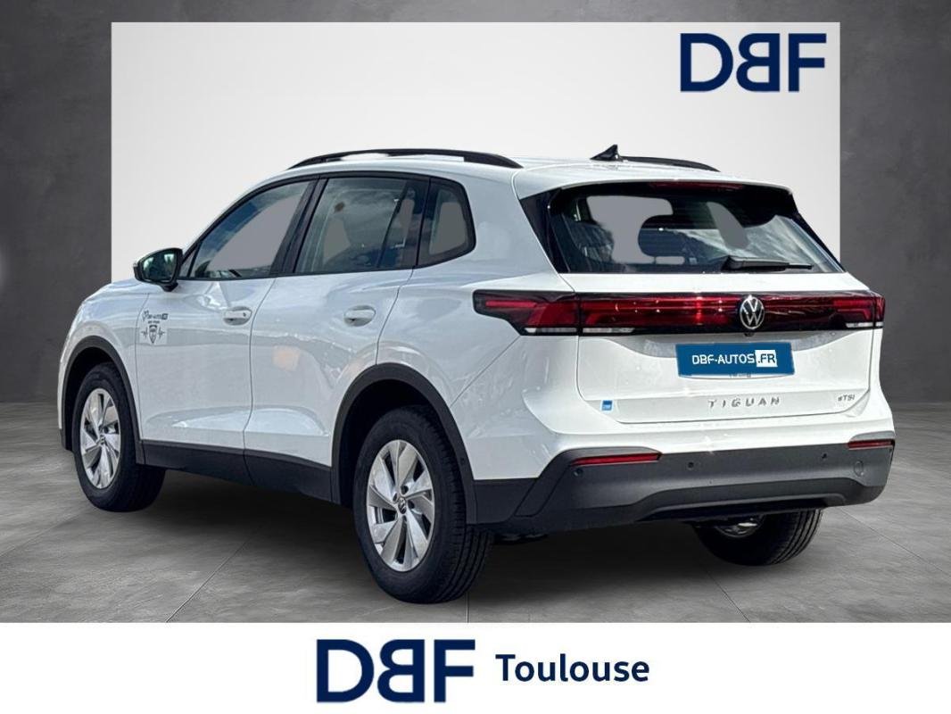 Volkswagen Tiguan - Photo 3