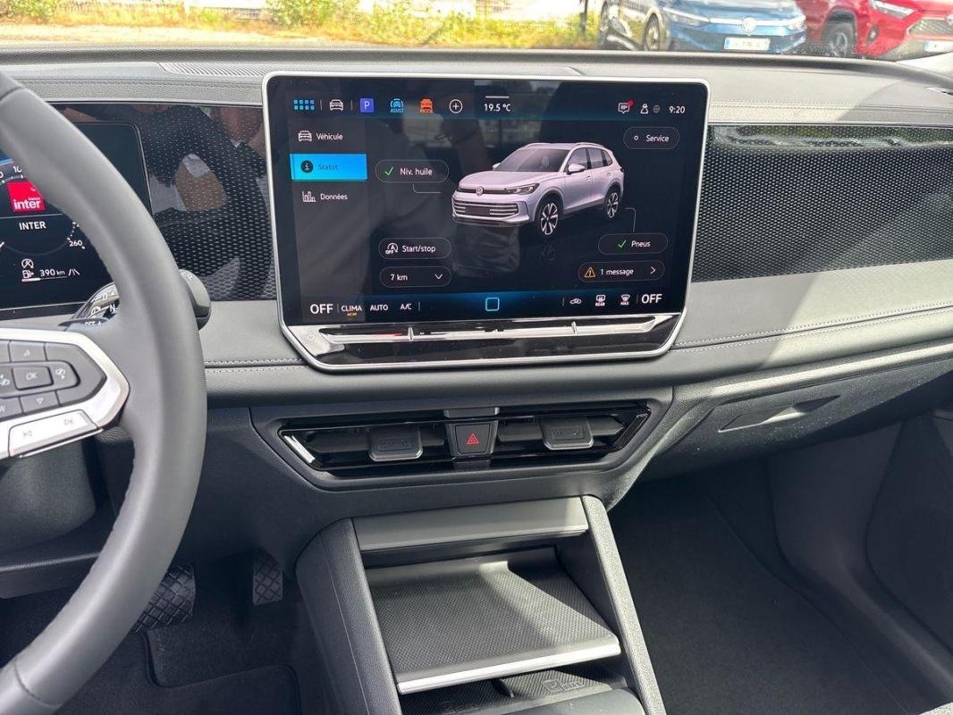 Volkswagen Tiguan - Photo 10