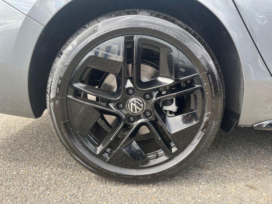 Volkswagen Passat - Photo 28