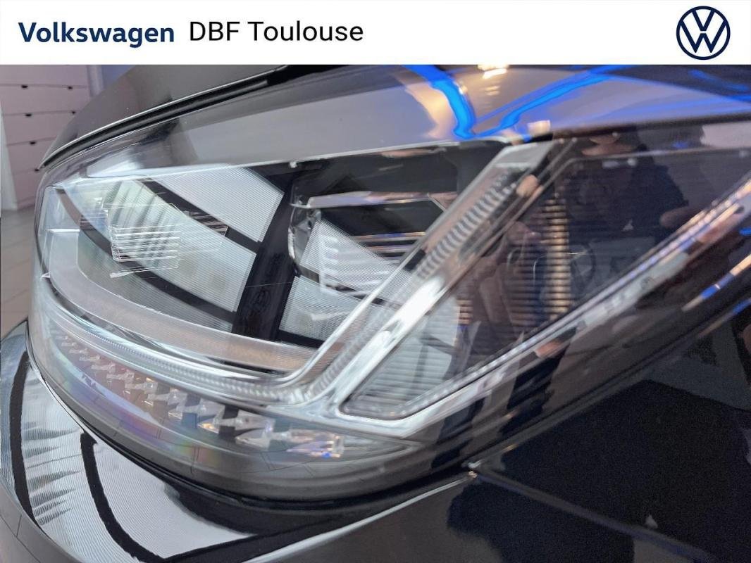 Volkswagen Touran - Photo 34