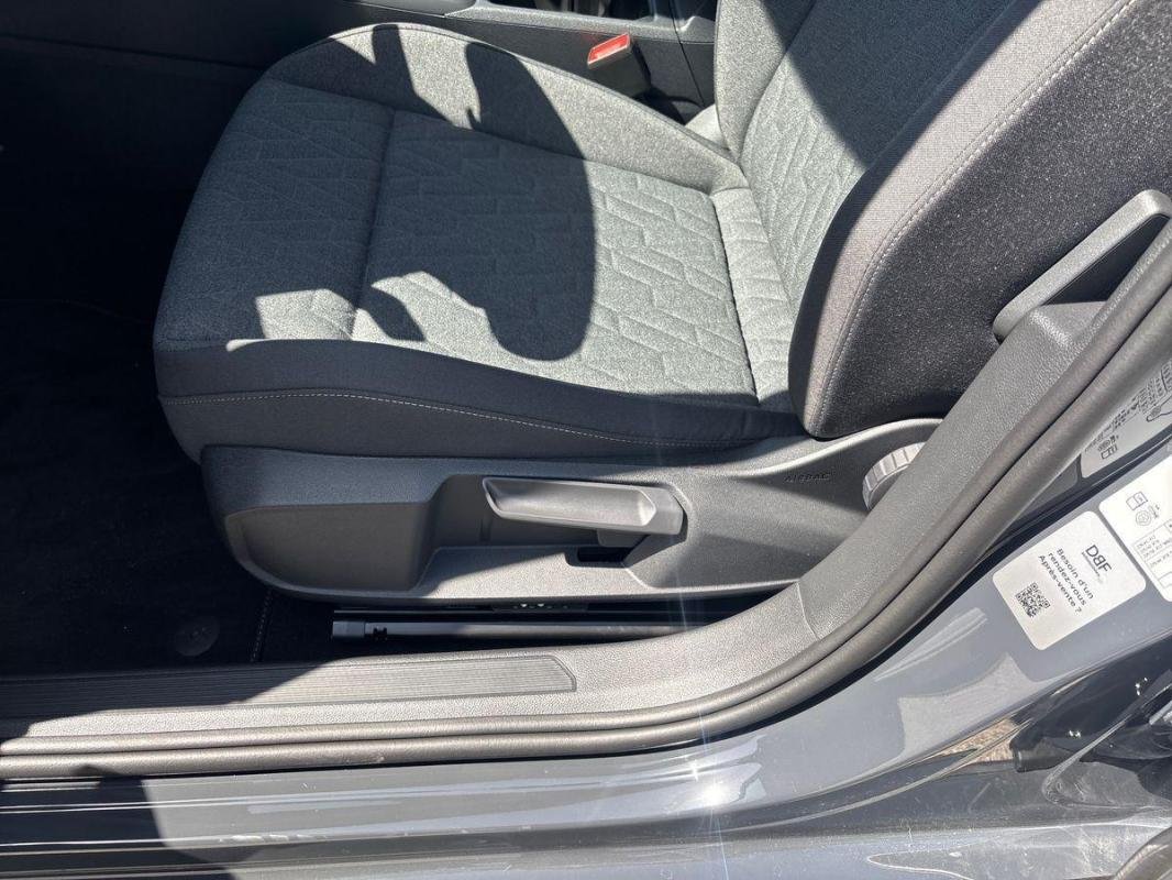 Volkswagen Golf - Photo 14