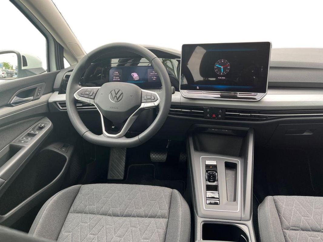 Volkswagen Golf - Photo 24
