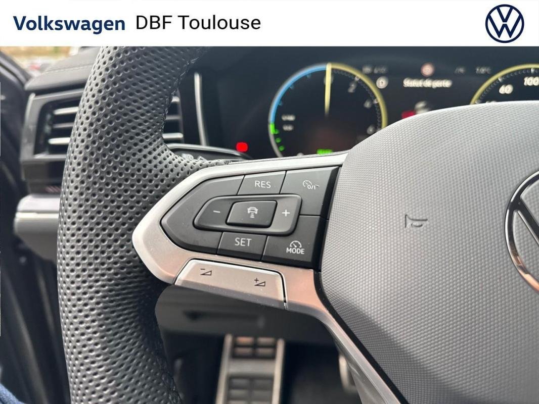 Volkswagen Touareg - Photo 23