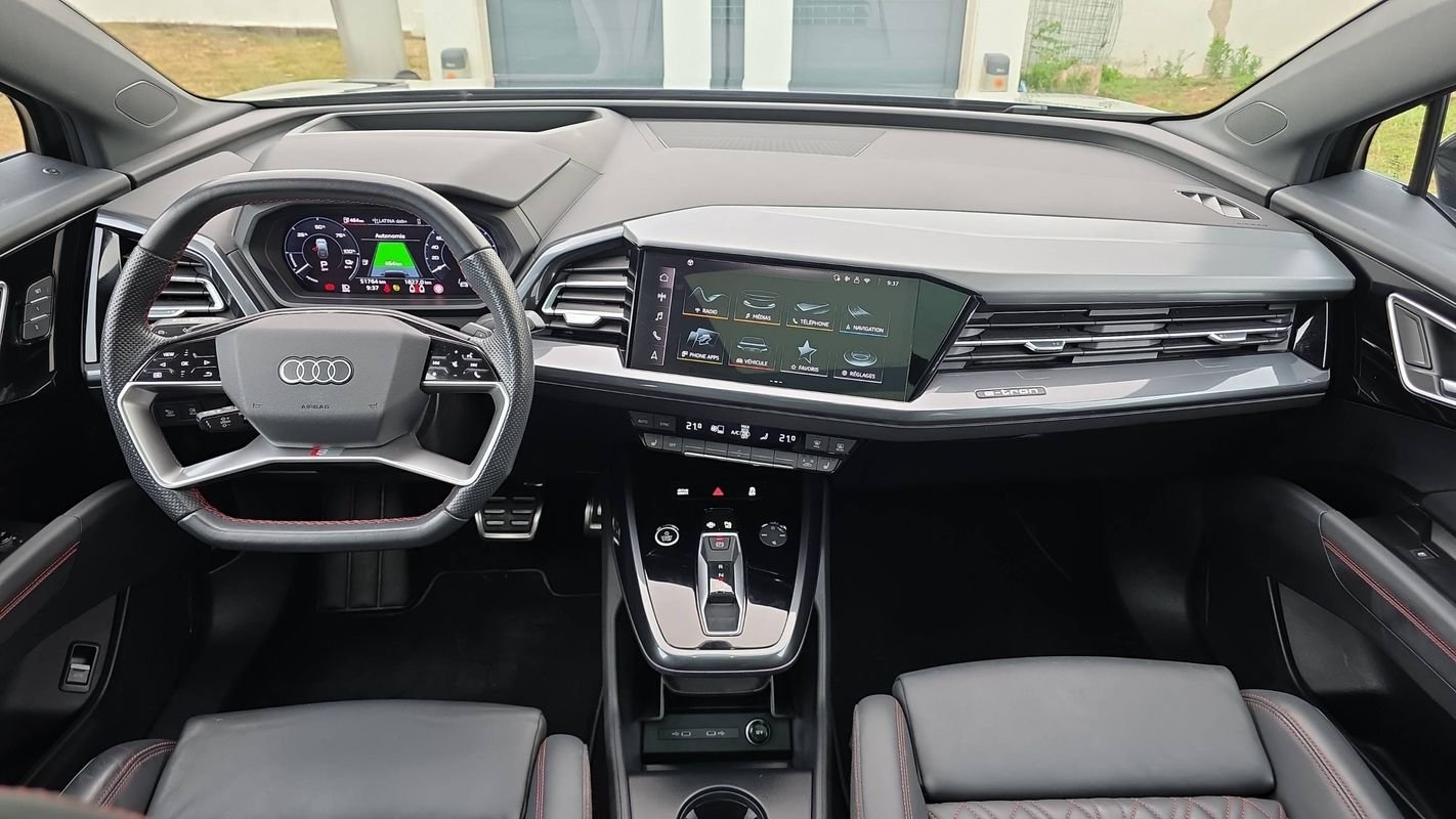 Audi Q4 e-tron - Photo 11