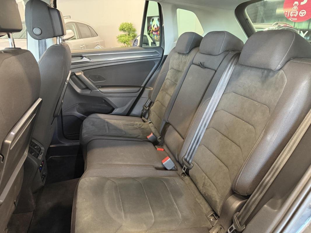 Volkswagen Tiguan - Photo 13